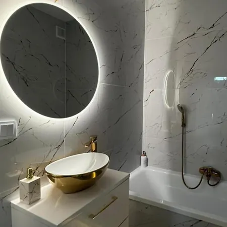 Nowe Luksusowe Z Wanna Premium Manufaktura-orientarium Zoo-aquapark Fala-prywatny Na Wylacznosc - W Pelni Wyposazony -blok, Niskie Pietro, Zamykany Parking Na Pilota - Cisza I Spokoj - Prywatnosc - Doskonala Lokalizacja ! شقة