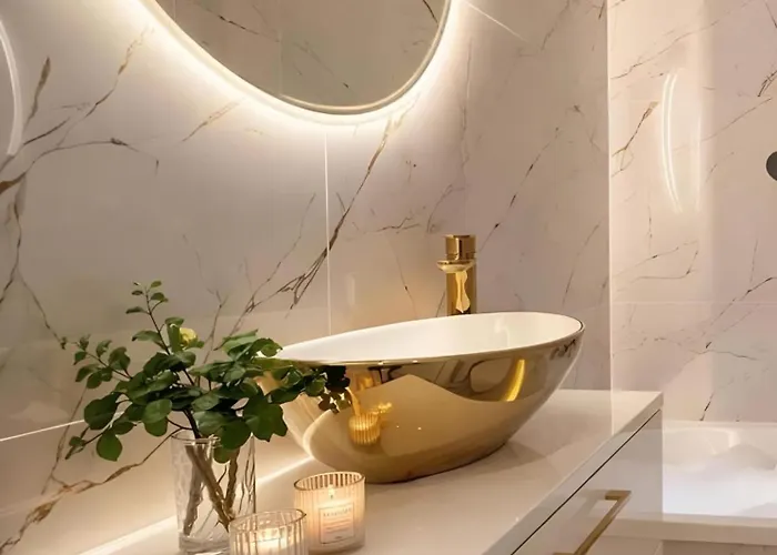 Nowe Luksusowe Apartamenty Z Wanna Premium Manufaktura-Orientarium Zoo-Aquapark Fala-Prywatny Na Wylacznosc - W Pelni Wyposazony Apartament -Blok, Niskie Pietro, Zamykany Parking Na Pilota - Cisza I Spokoj - Prywatnosc - Doskonala Lokalizacja ! * Łódź