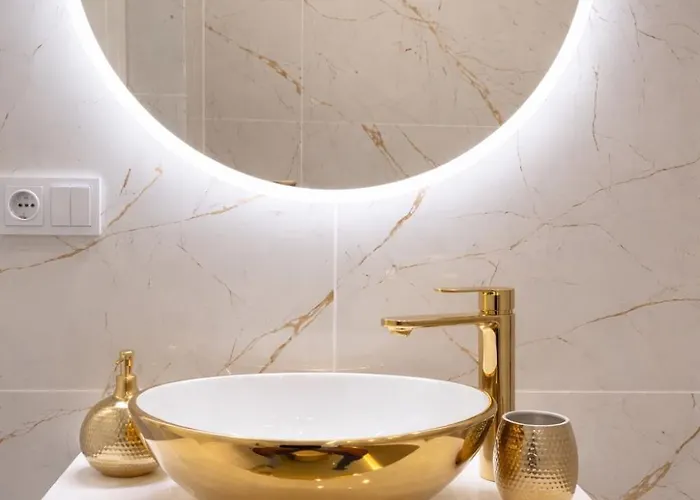 Nowe Luksusowe Apartamenty Z Wanna Premium Manufaktura-Orientarium Zoo-Aquapark Fala-Prywatny Na Wylacznosc - W Pelni Wyposazony Apartament -Blok, Niskie Pietro, Zamykany Parking Na Pilota - Cisza I Spokoj - Prywatnosc - Doskonala Lokalizacja ! Appartement *